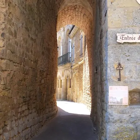 Deluxe In Pays De Belves, Dordogne.